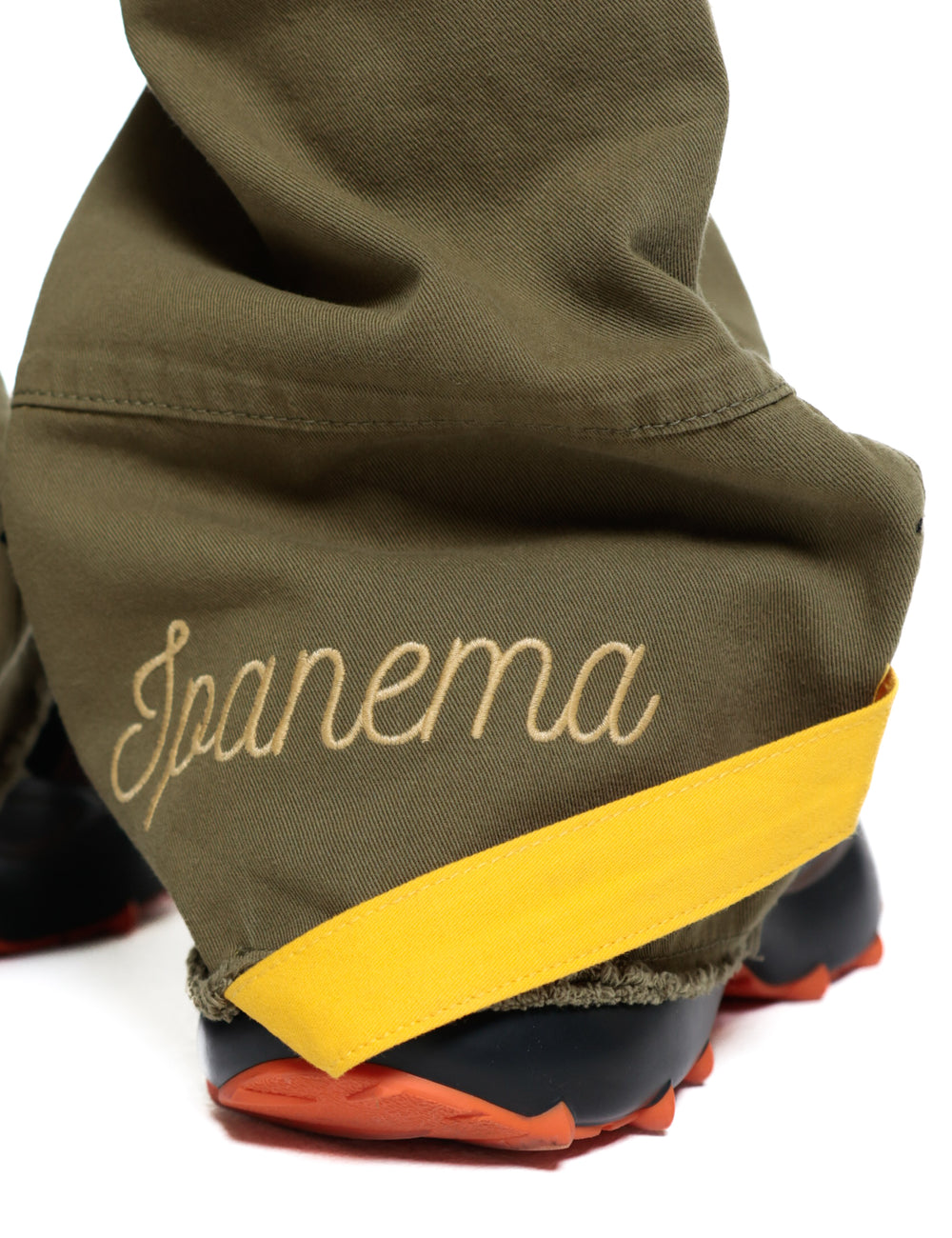 OLIVE IPANEMA CARGO